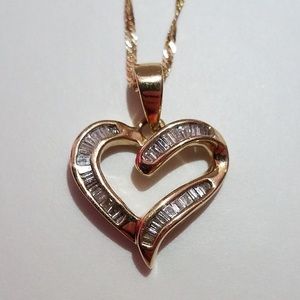 Diamond Heart Pendant and chain. 14k gold